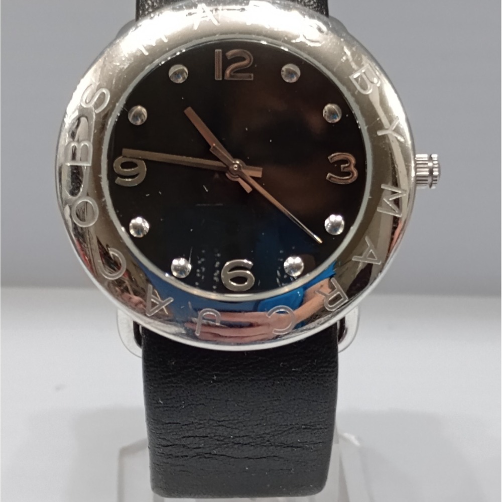Marc by Marc Jacobs MBM1110 Stainless Steel Black Dial Watch New Battery